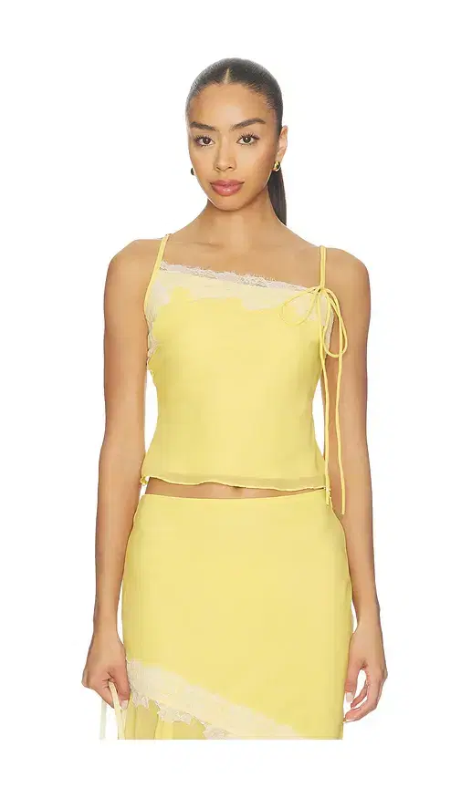 MORE TO COME Yara Top