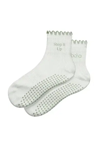 bala The Frilly Sock | Thumbnail 1