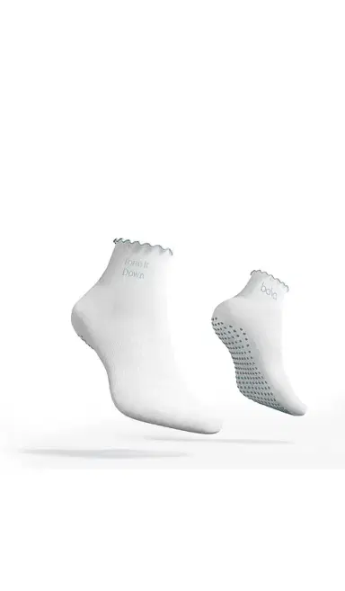 bala The Frilly Sock | Thumbnail 2