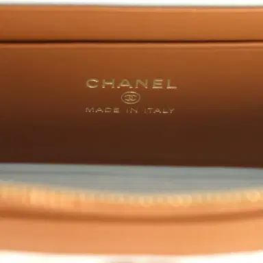 Chanel Chanel Coco Beach Top Handle Long Vanity Case with Chain Light Blue Denim and Brown Calfskin Gold Hardware | Thumbnail 9 Chanel Chanel Coco Beach Top Handle Long Vanity Case with Chain Light Blue Denim and Brown Calfskin Gold Hardware | Thumbnail 9