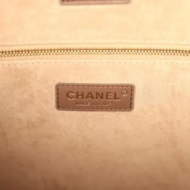 Chanel Chanel Large Cerf Shopping Bag Brown Calfskin Gold Hardware | Thumbnail 8 Chanel Chanel Large Cerf Shopping Bag Brown Calfskin Gold Hardware | Thumbnail 8