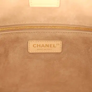 Chanel Chanel Small Cerf Shopping Bag Beige Calfskin Gold Hardware | Thumbnail 8