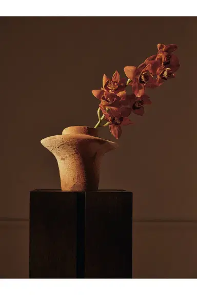 FERM LIVING Evio Vase | Thumbnail 3
