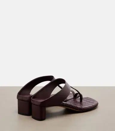 Bottega Veneta Livia Intrecciato leather thong sandals | Thumbnail 3 Bottega Veneta Livia Intrecciato leather thong sandals | Thumbnail 3