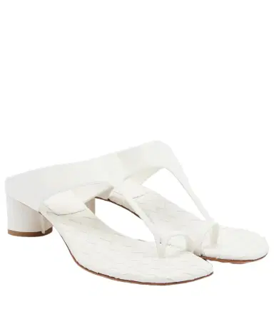 Bottega Veneta Livia Intrecciato leather thong sandals | Thumbnail 1