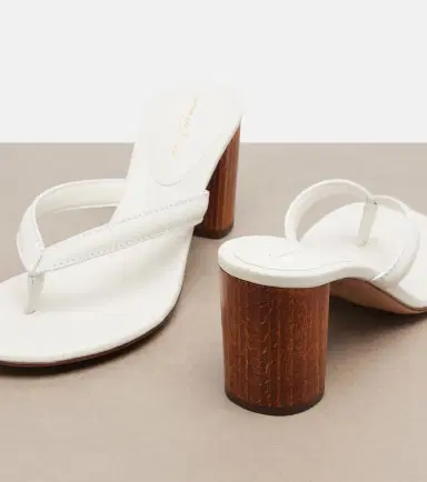 Gianvito Rossi Leather thong sandals | Thumbnail 3