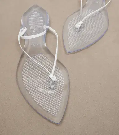 Alaïa Alaïa Invisible leather thong sandals | Thumbnail 4