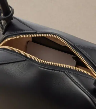 Alaïa Alaïa Le Bouledogue Small leather shoulder bag | Thumbnail 2