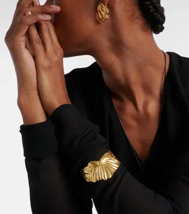 Ysso Birth of Venus 24kt gold-plated cuff bracelet | Thumbnail 4