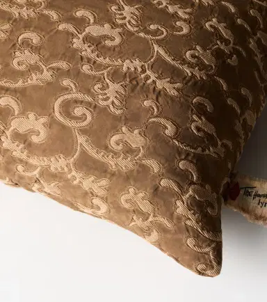 The House of Lyria Acuzio cushion | Thumbnail 3