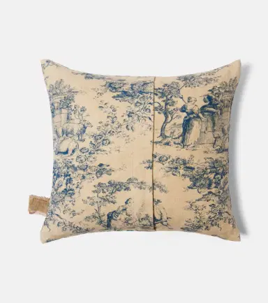 The House of Lyria Glafira linen cushion | Thumbnail 4
