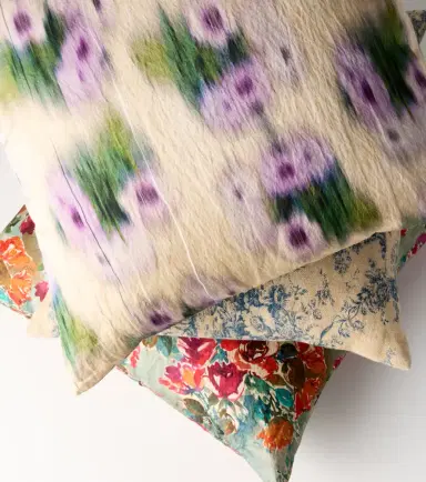 The House of Lyria Ottilia cushion | Thumbnail 3