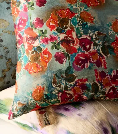 The House of Lyria Insio cushion | Thumbnail 3