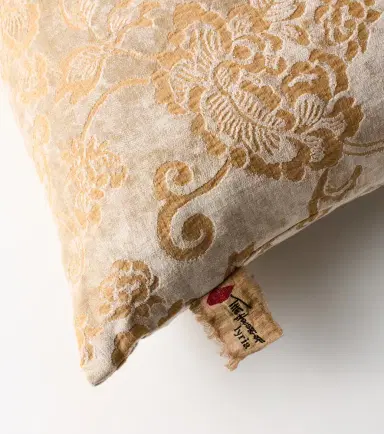 The House of Lyria Sponge floral cushion | Thumbnail 3