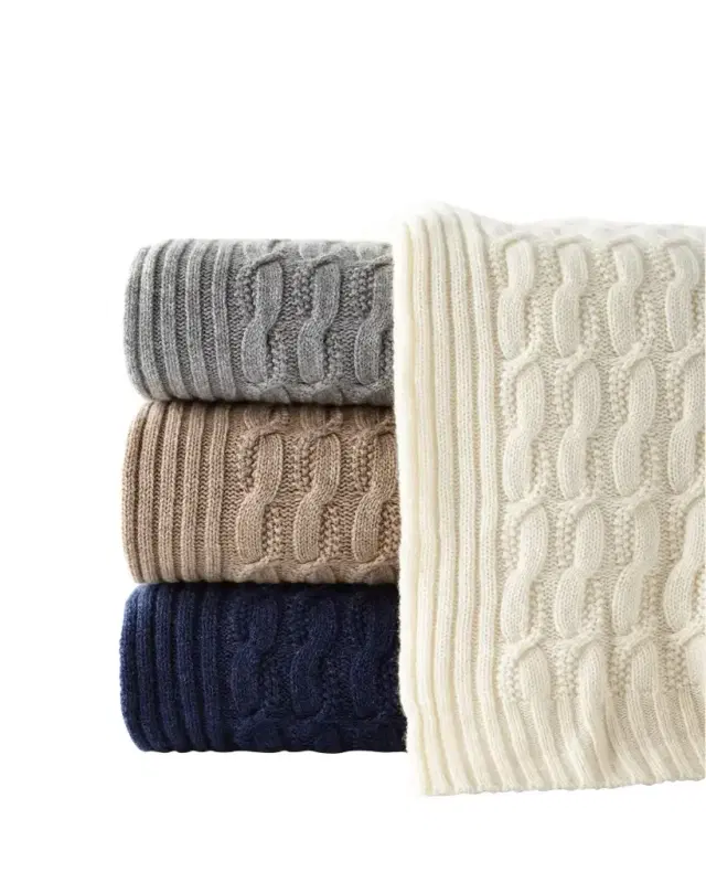 Sofia Cashmere Seed-Stitch Cable Throw