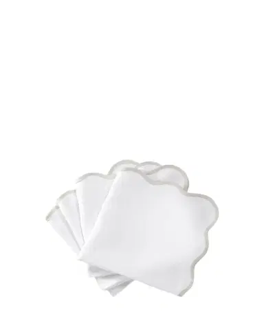 Matouk Casual Couture Scallop Napkins, Set of 4 | Thumbnail 1