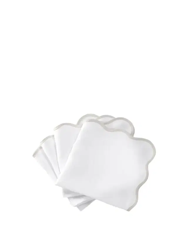 Matouk Casual Couture Scallop Napkins, Set of 4
