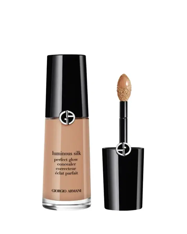 ARMANI beauty LUMINOUS SILK CONCEALER