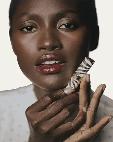 Sisley-Paris Phyto-Rouge Shine Lipstick | Thumbnail 4 Sisley-Paris Phyto-Rouge Shine Lipstick | Thumbnail 4