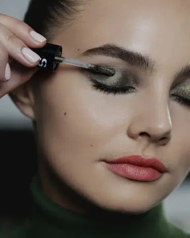 Sisley-Paris Ombre Eclat Liquide Eyeshadow | Thumbnail 5