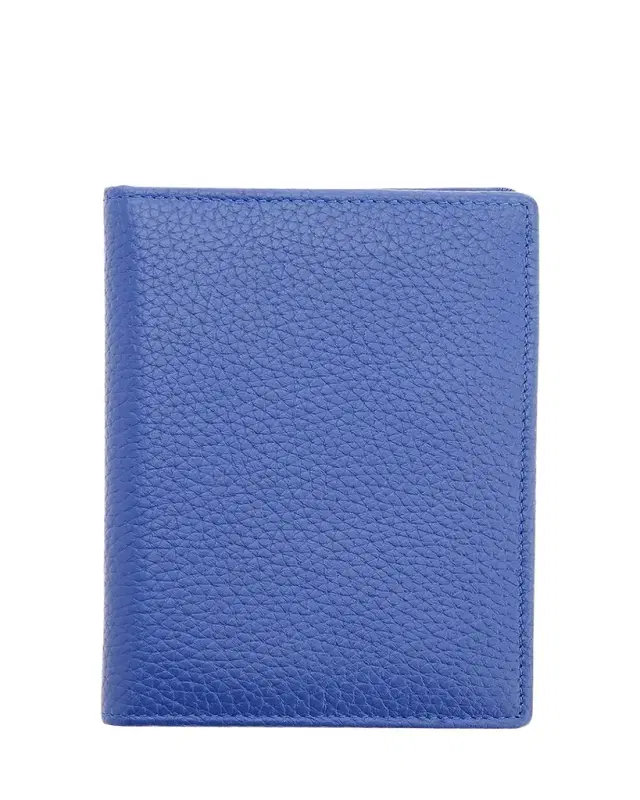 ROYCE New York Personalized Leather RFID-Blocking Passport Case