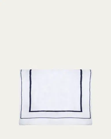 The Lino Essential Queen Duvet Cover | Thumbnail 2