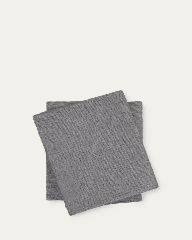 Sofia Cashmere Bouclé Cashmere-Silk Throw Blanket | Thumbnail 2