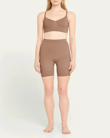 Skims Seamless Sculpt Mid-Thigh Shorts | Thumbnail 2 Skims Seamless Sculpt Mid-Thigh Shorts | Thumbnail 2