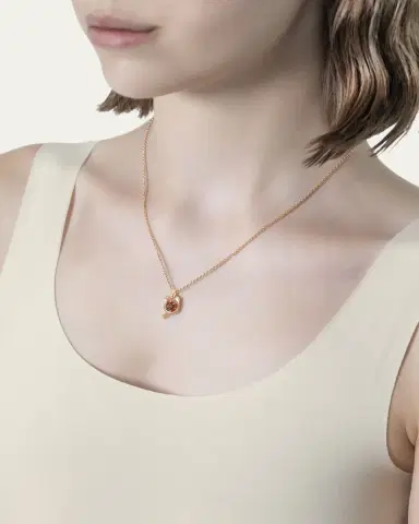 Procaccia Jewelry 18K Gold Hebrew AYN Initial Necklace | Thumbnail 2 Procaccia Jewelry 18K Gold Hebrew AYN Initial Necklace | Thumbnail 2