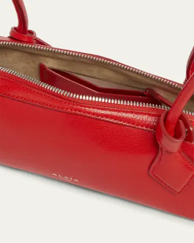 Alaïa Le Teckel Small Shoulder Bag in Leather | Thumbnail 7 Alaïa Le Teckel Small Shoulder Bag in Leather | Thumbnail 7