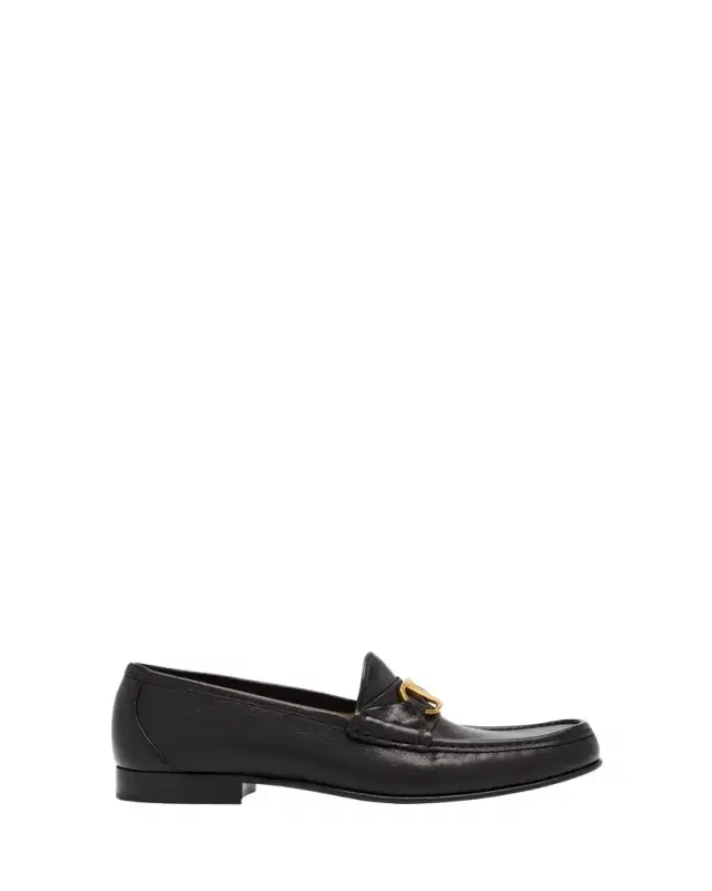 VLogo Medallion Leather Loafers