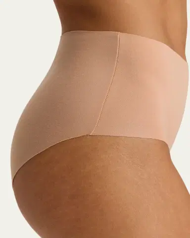 Hanro Invisible Cotton Full Mid-Rise Briefs | Thumbnail 7 Hanro Invisible Cotton Full Mid-Rise Briefs | Thumbnail 7