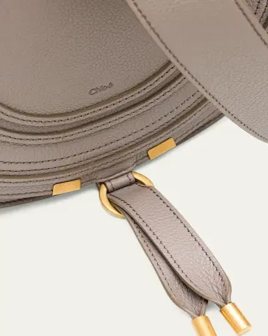 Chloé Marcie Medium Slim Crossbody Bag in Grained Calfskin | Thumbnail 5 Chloé Marcie Medium Slim Crossbody Bag in Grained Calfskin | Thumbnail 5