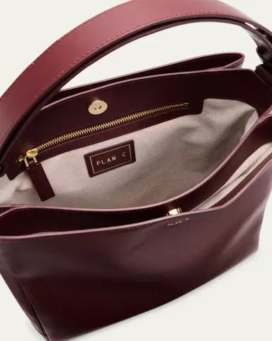 Plan C Folded Tote Bag in Vitello Leather | Thumbnail 4 Plan C Folded Tote Bag in Vitello Leather | Thumbnail 4