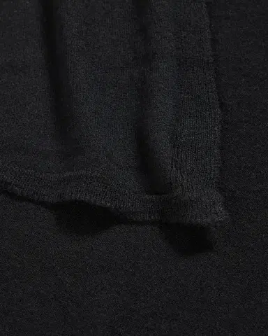 MAJESTIC FILATURES Machine Washable Cashmere Scarf | Thumbnail 4