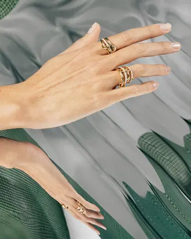 Spinelli Kilcollin 18K Yellow Gold Sonny 3 Link Ring | Thumbnail 5