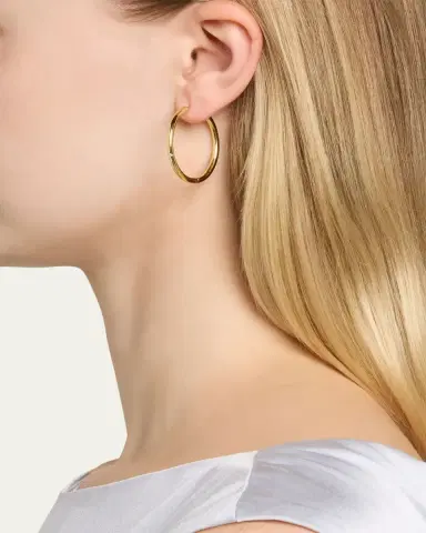 Shashi Everyday Medium Hoop Earrings | Thumbnail 2