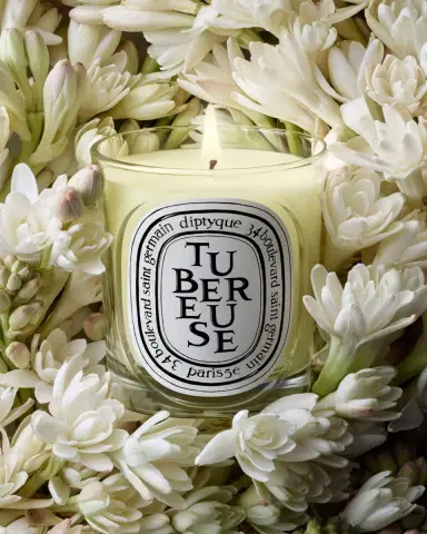Diptyque Tubreuse (Tuberose) Classic Candle, 6.7 oz. | Thumbnail 3