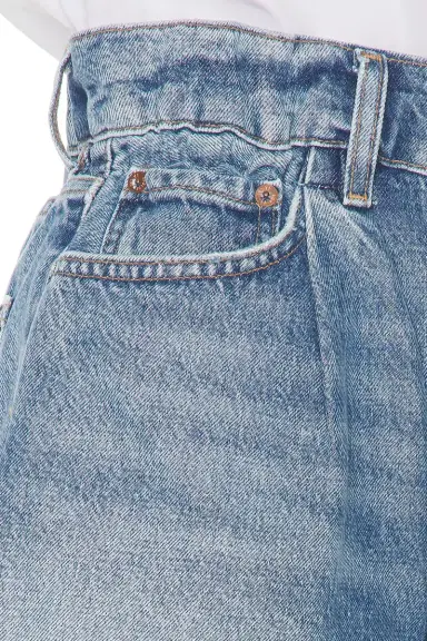 AGOLDE Lyonne Cinched Waist Shorts | Thumbnail 3