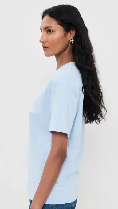 Sporty & Rich Health and Wellness Club Crest Tee Ciel White S | Thumbnail 4 Sporty & Rich Health and Wellness Club Crest Tee Ciel White S | Thumbnail 4