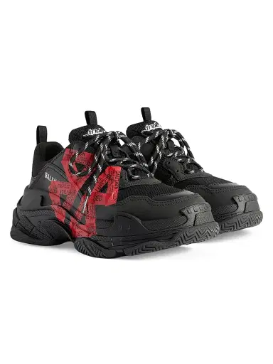 Balenciaga Women's Triple Sneakers - Black Red | Thumbnail 2