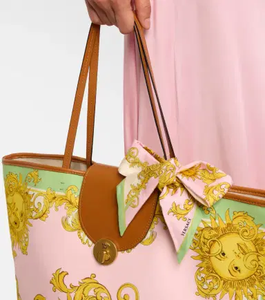Versace Printed silk twill scarf | Thumbnail 4