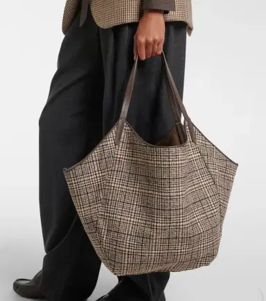 Brunello Cucinelli Monili Medium reversible suede tote bag | Thumbnail 5