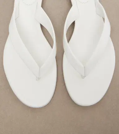 Christian Louboutin Miss Z leather thong sandals | Thumbnail 3 Christian Louboutin Miss Z leather thong sandals | Thumbnail 3