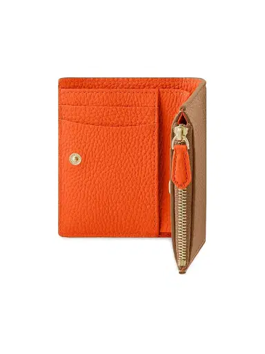 MAISON de SABRÉ Women's Leather Bifold Wallet - Sandstone Manhattan | Thumbnail 3 MAISON de SABRÉ Women's Leather Bifold Wallet - Sandstone Manhattan | Thumbnail 3