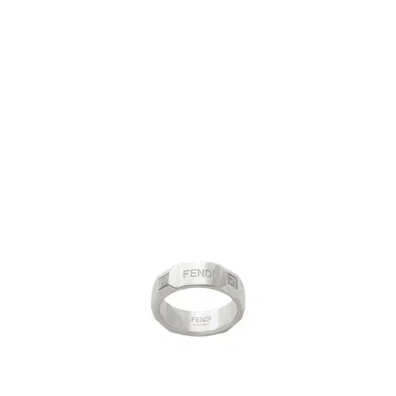 Wide-band ring made of sterling 925 for an extraordinary