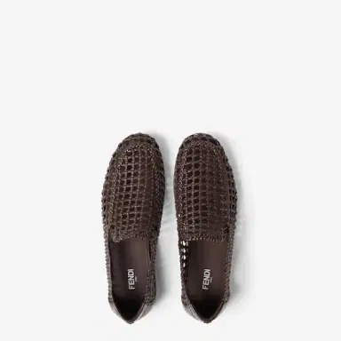 Fendi Classic loafers distinguished by a slim shape, decorated | Thumbnail 4