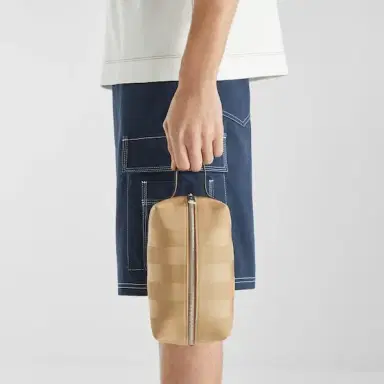 Fendi Lui Toiletry Bag | Thumbnail 4