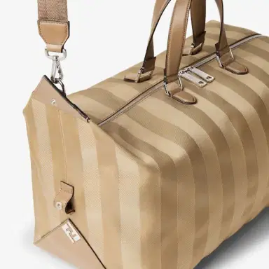 Fendi Lui 48 Duffle | Thumbnail 6