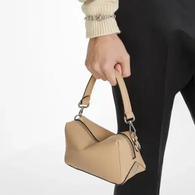 Fendi Small Lui bag with a soft design, made of | Thumbnail 2 Fendi Small Lui bag with a soft design, made of | Thumbnail 2